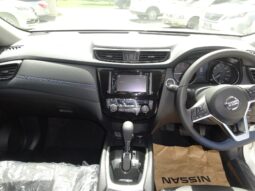 Nissan X-Trail AUTECH Hybrid full